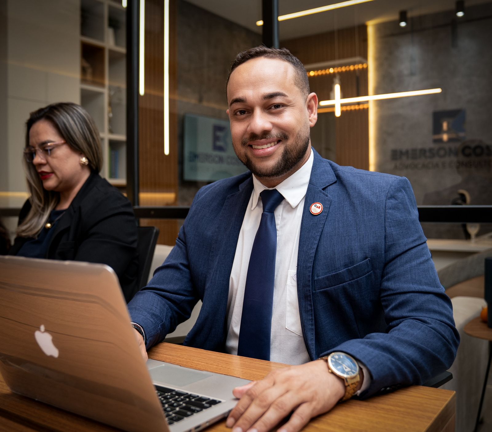 Dr. Paulo Vasconcelos - Advogado Trabalhista